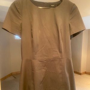 Army green Theory dress
